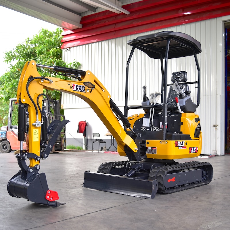 TREX_excavator-T1.3L-front-2
